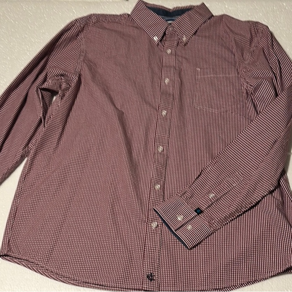 Classic Men's Button Down Shirt - Burgundy Checkered